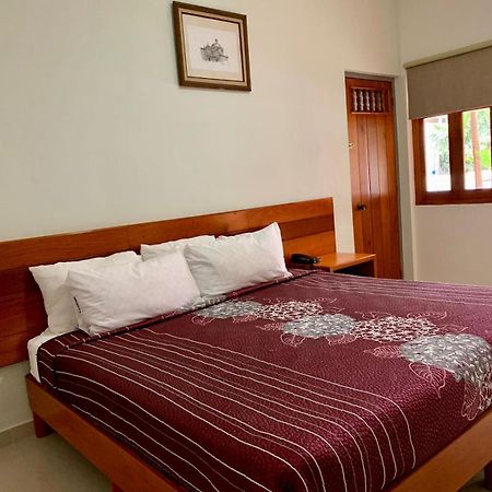 Hotel Posada Del Sol Apatzingán de la Constitución Dış mekan fotoğraf