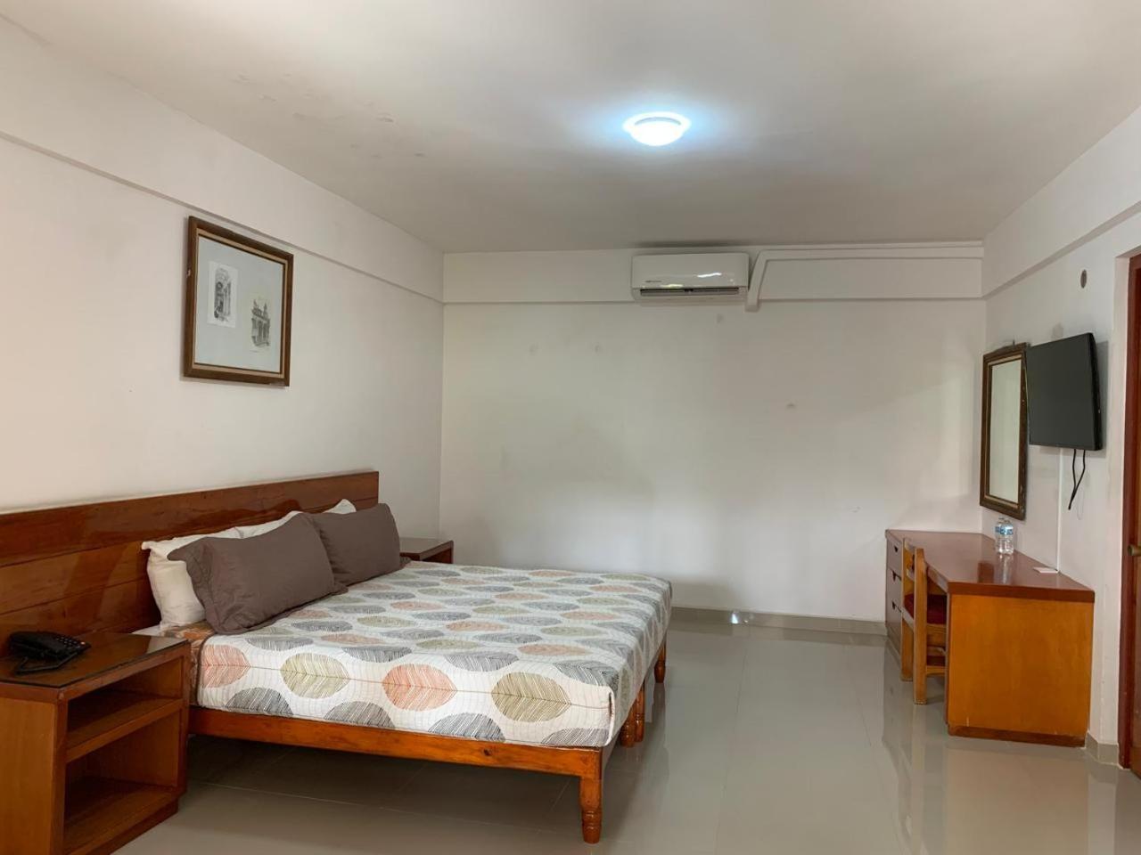 Hotel Posada Del Sol Apatzingán de la Constitución Dış mekan fotoğraf