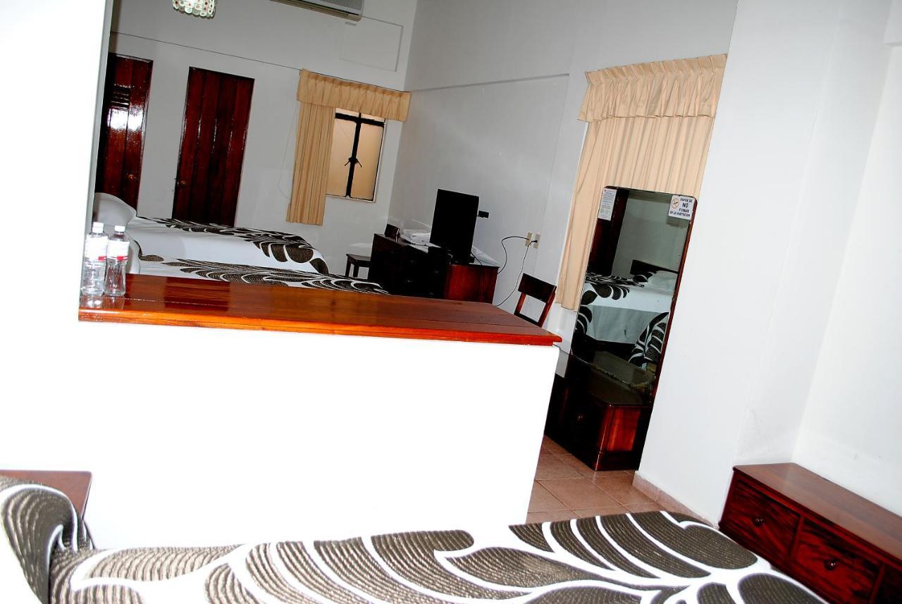 Hotel Posada Del Sol Apatzingán de la Constitución Dış mekan fotoğraf